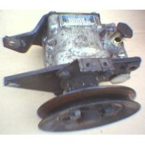 Hydraulic / Servo Öl Pumpe Audi 80 / 90 / Coupe 81 / 85 - VAG / VW / Audi 9.78 - 8.88 - VW Passat / Santana 32