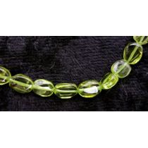 Peridot oval 7x5 mm, gebohrt, 10er Pack