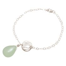 GEMSHINE Damenarmband aus 925 Silber mit YOGA Lotusblume und Chalcedon Tropfen