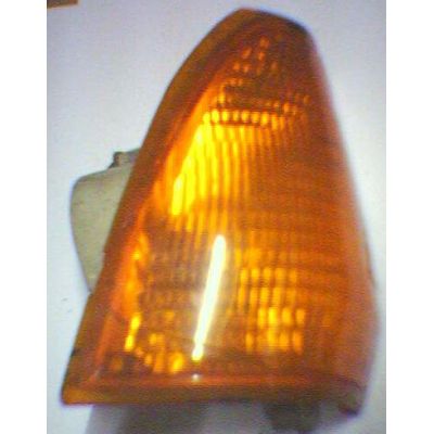 Blinker / Blinklicht / Blinkleuchte Audi 80 82 .2 R gelb - 9.76 - 8.78 - gebraucht | MAV - [ 1182 ]