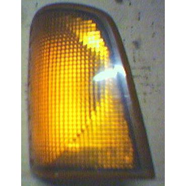 Blinker / Blinklicht / Blinkleuchte VW Jetta 1 16 / 17 / L gelb - VAG / VW / Audi / 9.78 - 8.83 - gebraucht | MAV - [ 1248 ]