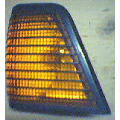 Blinker / Blinklicht / Blinkleuchte VW Passat 32 .2 L gelb - VAG / VW / Audi / 9.78 - 8.80 - 321945051G | MAV - 17378