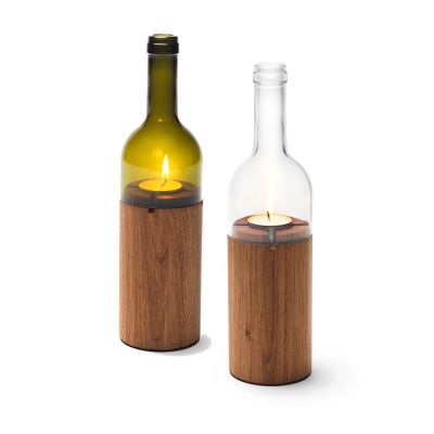 WeinLicht - Windlicht in Form einer Weinflasche aus Glas und Holz | 320473536